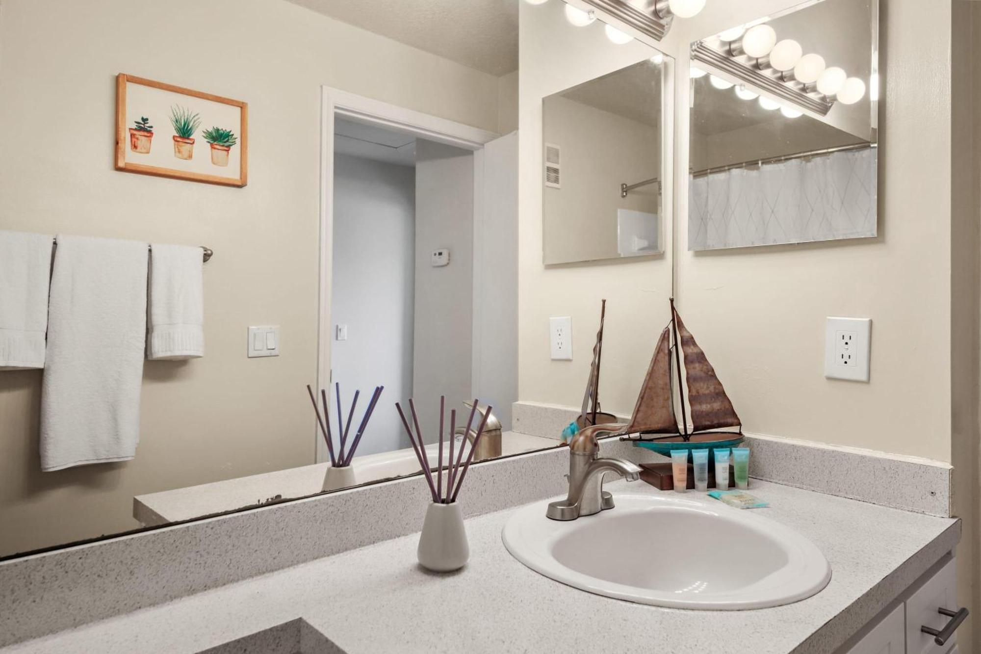 Beautiful 2Br W Balcony Pool Gym Tennis Bradenton Exterior foto